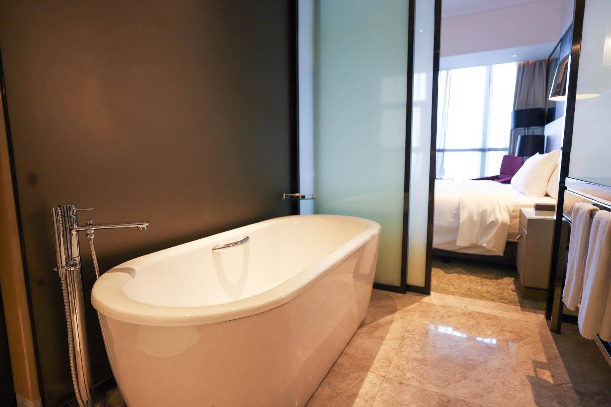 Hotel Wanda Realm Ťiang-men Exteriér fotografie